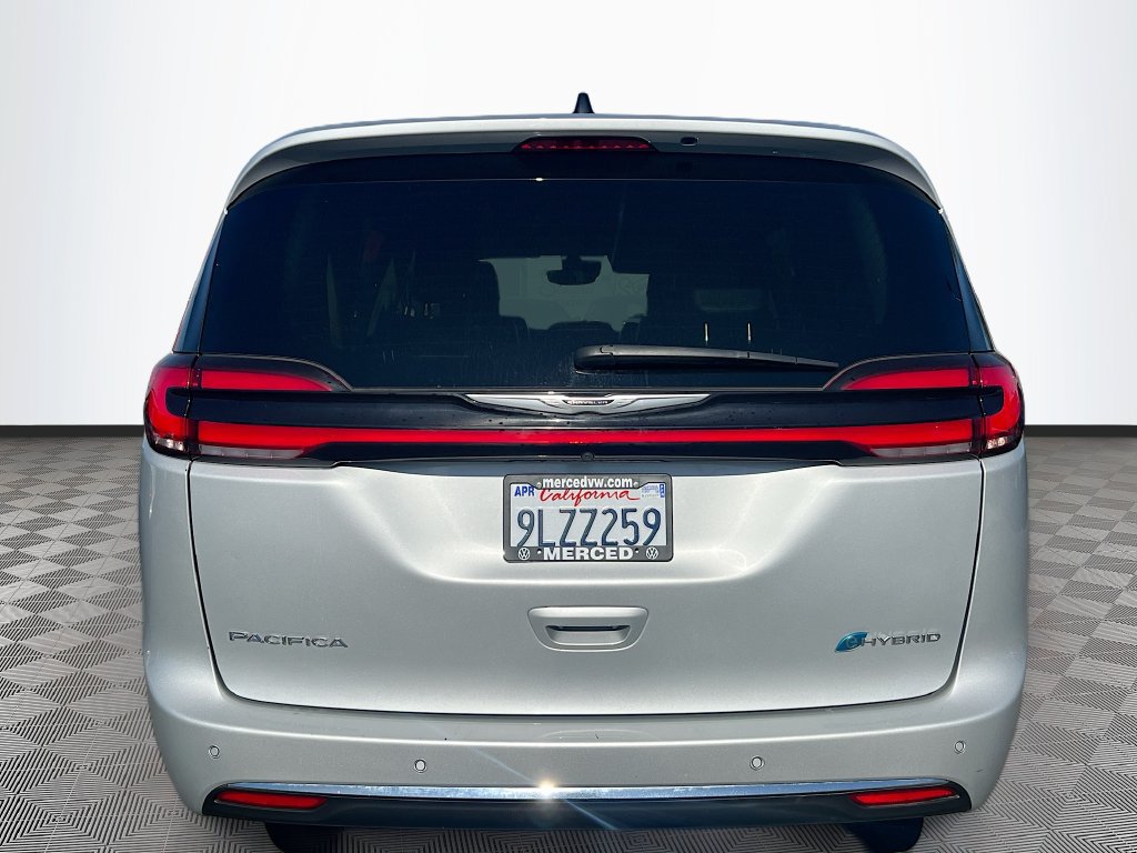 Used 2024 Chrysler Pacifica Limited FWD image 6