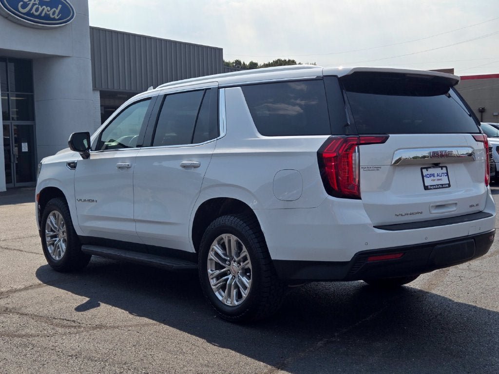 Used 2022 GMC Yukon SLE AWD/4WD image 3