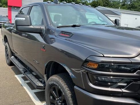 New 2026 RAM 3500 Big Horn AWD/4WD image 12