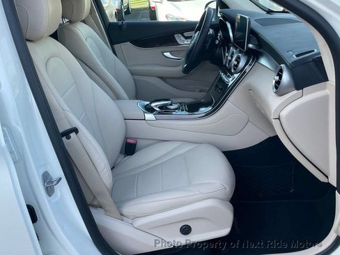 Used 2017 Mercedes-Benz GLC 300 w/ Premium 2 Package image 8