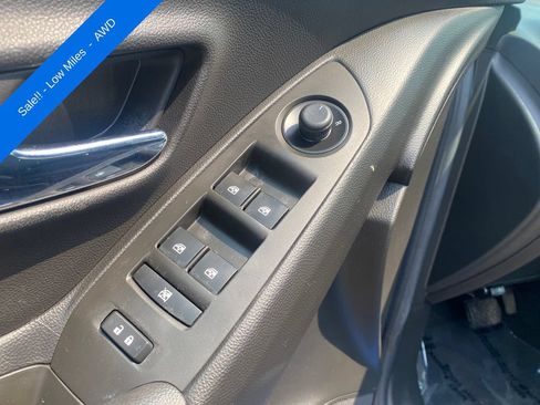 Used 2016 Chevrolet Trax LT w/ LT Convenience Package AWD/4WD image 11