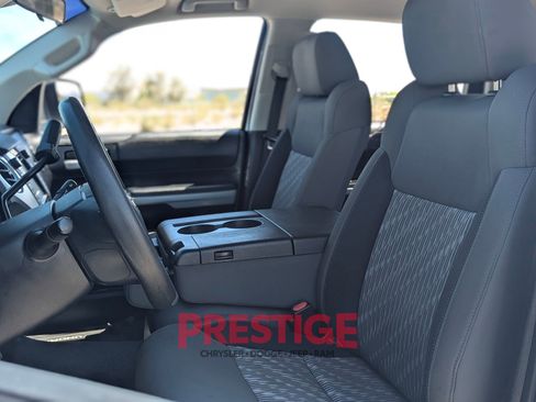 Used 2018 Toyota Tundra SR5 AWD/4WD image 26