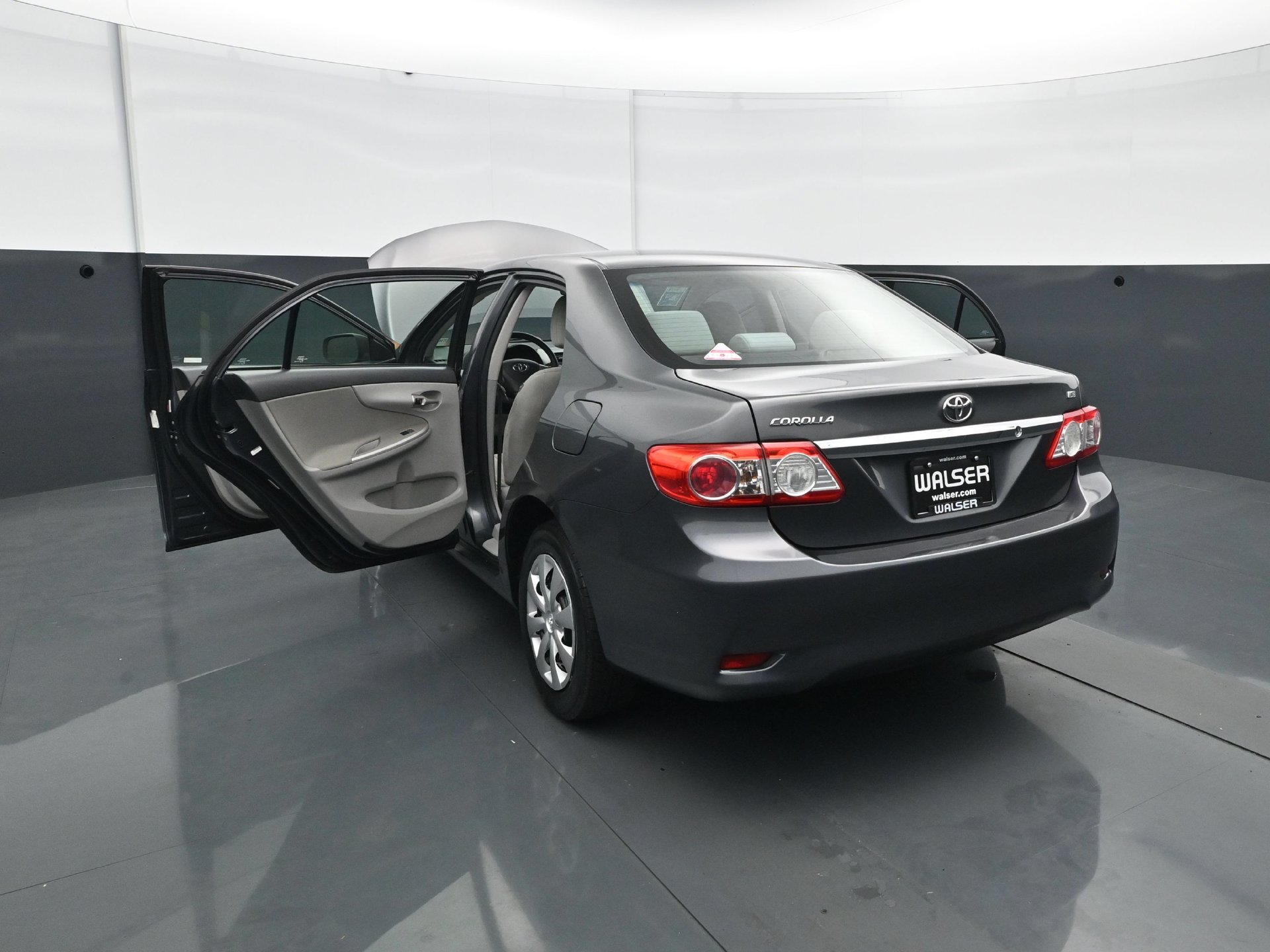 Used 2011 Toyota Corolla LE FWD image 26