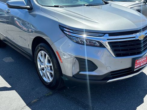 Used 2024 Chevrolet Equinox LT FWD image 14