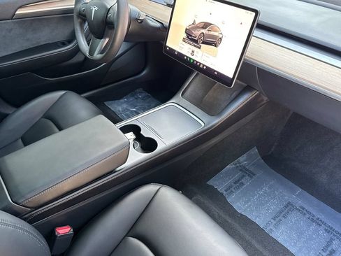 Used 2023 Tesla Model 3 Standard Range RWD image 14