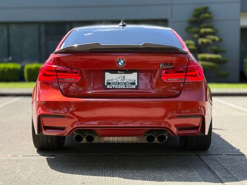 Used 2018 BMW M3 RWD image 4