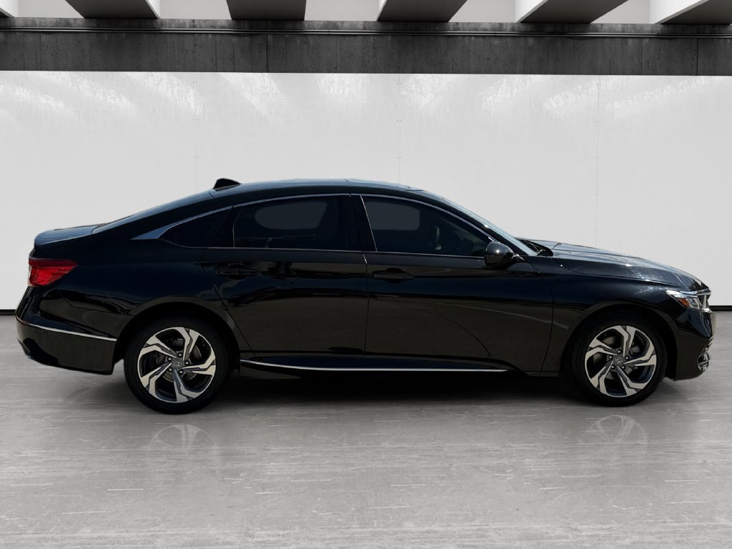 Used 2018 Honda Accord EX image 6