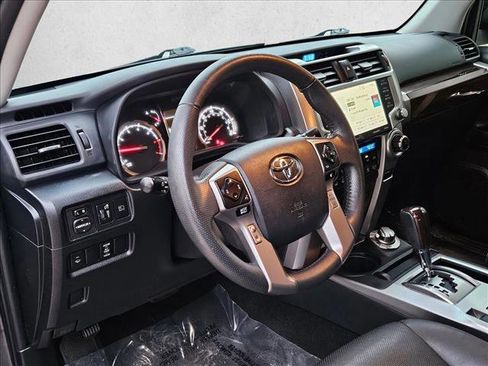 Used 2020 Toyota 4Runner Limited image 10