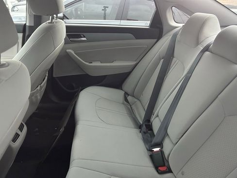 Used 2019 Hyundai Sonata SEL w/ Cargo Package image 8