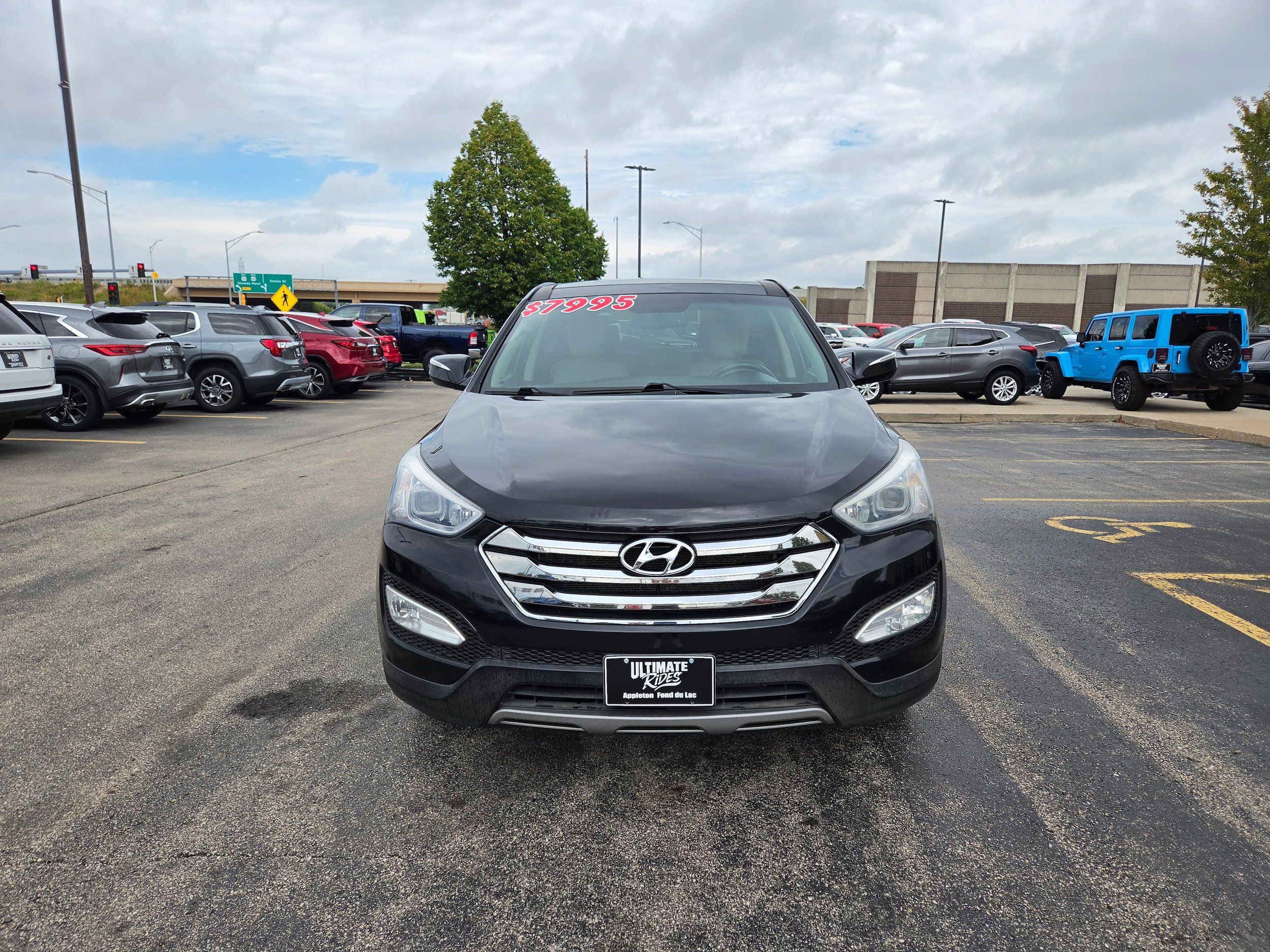Used 2013 Hyundai Santa Fe Sport AWD/4WD image 2