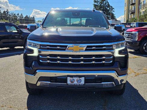 Used 2022 Chevrolet Silverado 1500 LTZ AWD/4WD image 2