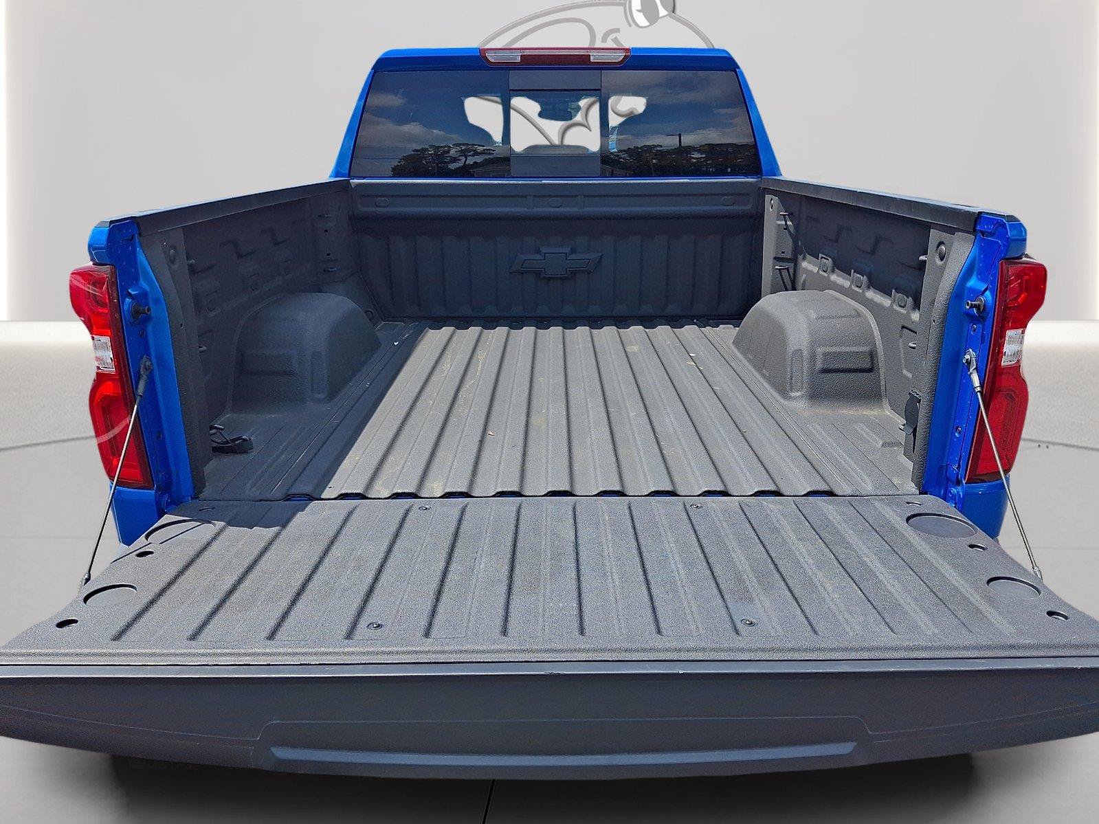 Used 2025 Chevrolet Silverado 1500 RST AWD/4WD image 25