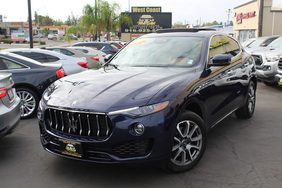 Used 2021 Maserati Levante AWD/4WD image 46