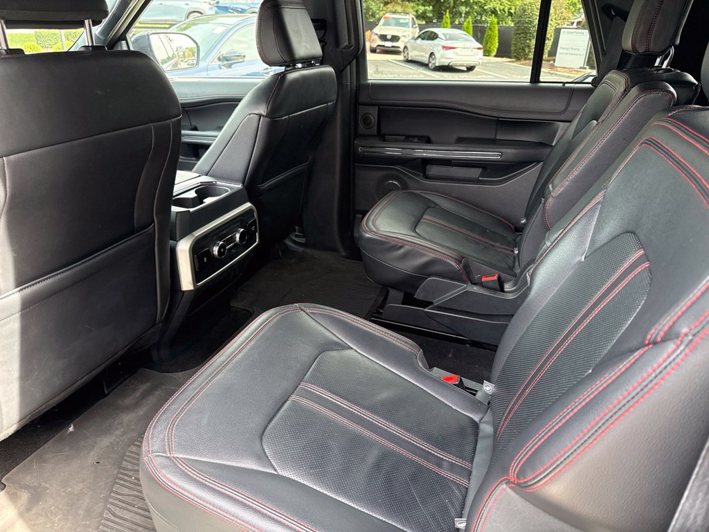 Used 2024 Ford Expedition Max Limited AWD/4WD image 11