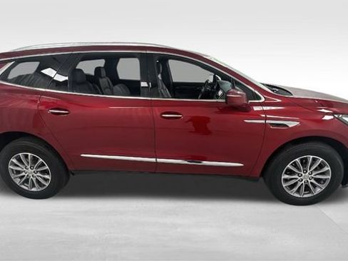 Used 2024 Buick Enclave Premium image 2