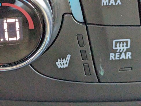 Used 2022 Chevrolet Traverse LT w/ LT Premium Package image 26