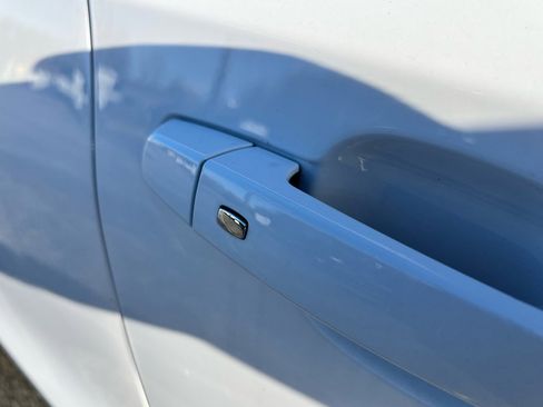 Used 2020 GMC Terrain SLE image 9