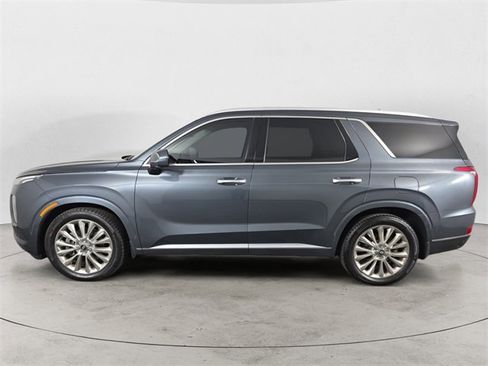 Used 2020 Hyundai Palisade Limited w/ Winter Weather Package image 2