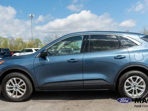 Used 2020 Ford Escape SE AWD/4WD image 9