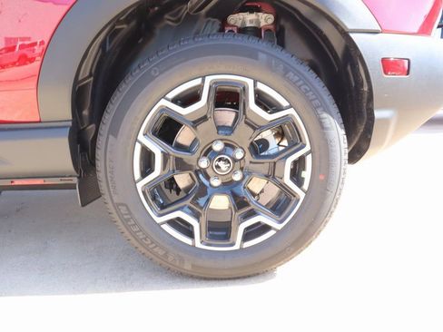 New 2025 Ford Bronco Sport Outer Banks w/ Outer Banks Tech Package+ image 19