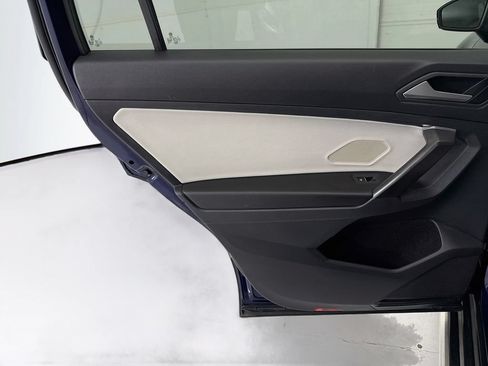 Used 2021 Volkswagen Tiguan SEL FWD image 25
