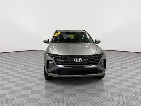 Used 2025 Hyundai Tucson SEL FWD image 3