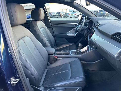 Used 2019 Audi Q3 2.0T Premium image 12