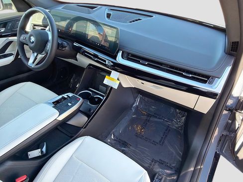 New 2026 BMW X1 xDrive28i w/ Technology Package image 14