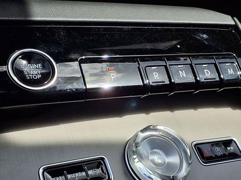 New 2025 Lincoln Navigator L Reserve w/ Jet Appearance Package AWD/4WD image 15