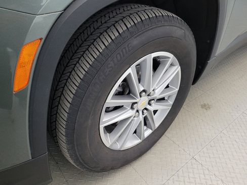Used 2023 Chevrolet Traverse LT AWD/4WD image 31