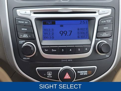 Used 2014 Hyundai Accent GLS FWD image 27