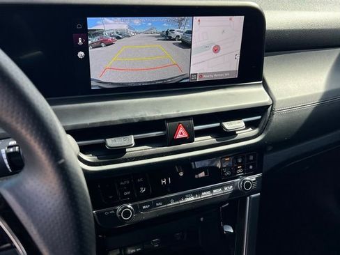 Certified 2024 Kia Seltos SX w/ SX Sunroof Package image 22