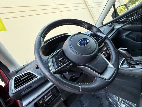 Used 2018 Subaru Crosstrek 2.0i Limited w/ Popular Package #2 AWD/4WD image 9