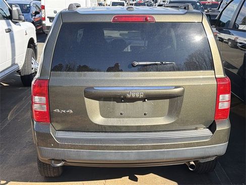 Used 2016 Jeep Patriot Sport w/ Power Value Group image 6