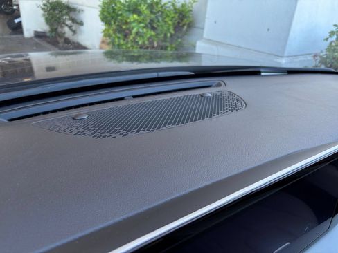 Used 2024 Hyundai Palisade SEL FWD image 16