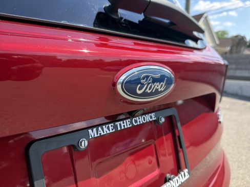 Used 2019 Ford Escape SEL FWD image 16