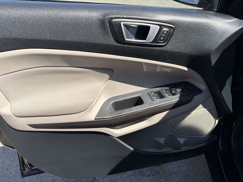 Used 2019 Ford EcoSport SE w/ SE Convenience Package FWD image 12