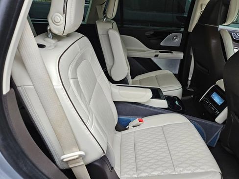 Used 2020 Lincoln Aviator Black Label w/ Dynamic Handling Package image 19