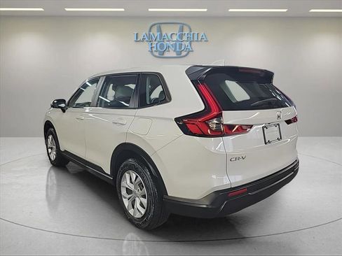 Used 2024 Honda CR-V LX image 4