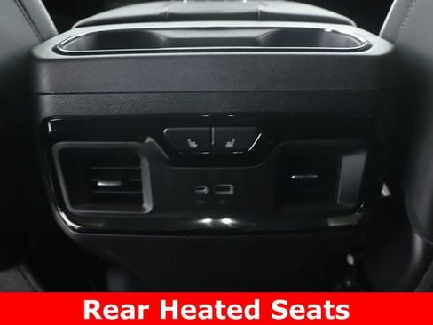 Used 2025 GMC Sierra 2500 AT4X image 31