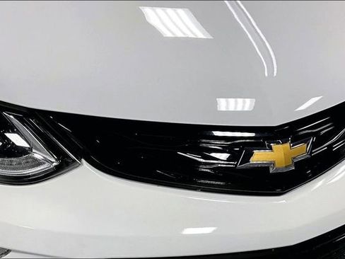 Used 2020 Chevrolet Bolt LT image 28