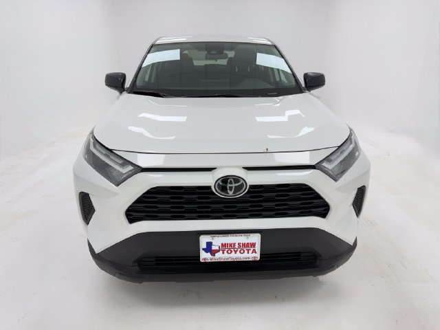 Used 2025 Toyota RAV4 LE FWD image 3