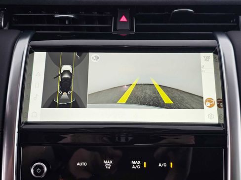 Certified 2023 Land Rover Discovery Sport SE image 28