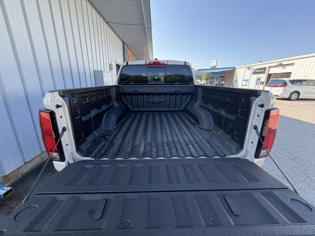 New 2026 Chevrolet Colorado ZR2 w/ Technology Package AWD/4WD image 27