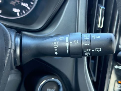 Certified 2025 Subaru Forester Premium image 28