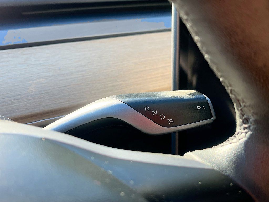 Used 2023 Tesla Model 3 Standard Range RWD image 16