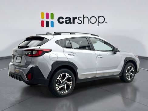 Used 2025 Subaru Crosstrek 2.5i Premium AWD/4WD image 5