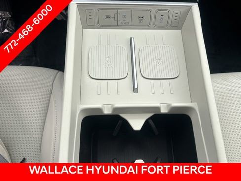 Used 2024 Hyundai Santa Fe Calligraphy FWD image 21