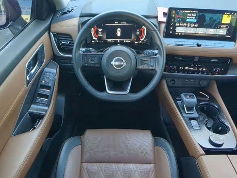 Certified 2024 Nissan Rogue Platinum w/ Platinum Premium Package AWD/4WD image 15