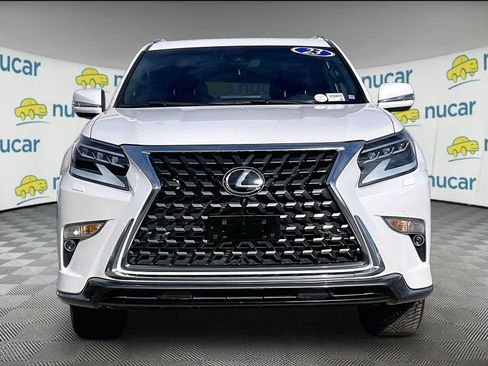 Used 2023 Lexus GX 460 Luxury w/ Sport Design Package image 2